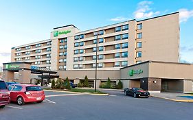 Holiday Inn Laval Montreal By Ihg